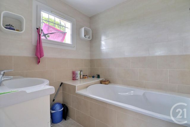 maison à vendre - 5 pièces - 154.0 m2 - PUGET SUR ARGENS - 83 - PROVENCE-ALPES-COTE-D-AZUR - Century 21 Sud Habitat