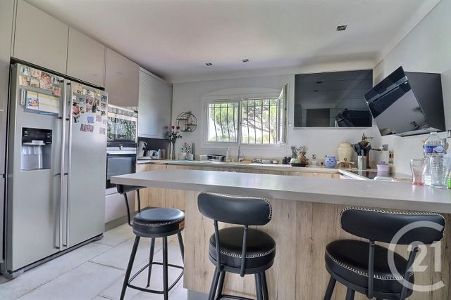 maison à vendre - 5 pièces - 154.0 m2 - PUGET SUR ARGENS - 83 - PROVENCE-ALPES-COTE-D-AZUR - Century 21 Sud Habitat