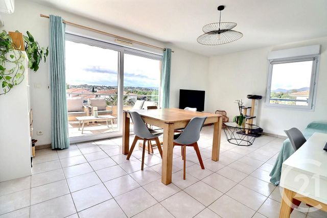 Appartement T3 à vendre - 3 pièces - 61.25 m2 - FREJUS - 83 - PROVENCE-ALPES-COTE-D-AZUR - Century 21 Sud Habitat