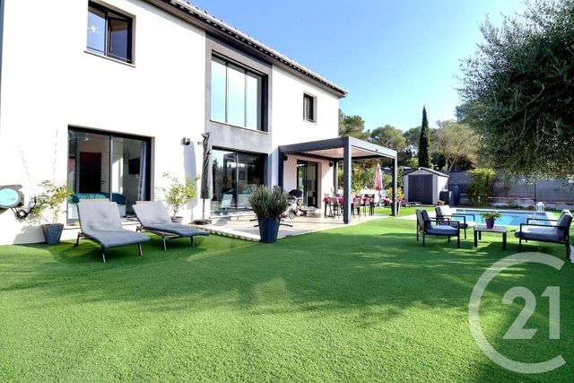 maison à vendre - 5 pièces - 126.0 m2 - FREJUS - 83 - PROVENCE-ALPES-COTE-D-AZUR - Century 21 Sud Habitat