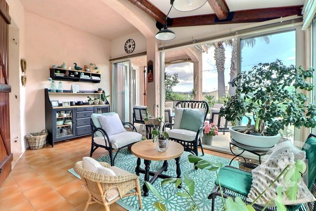 maison à vendre - 5 pièces - 132.0 m2 - FREJUS - 83 - PROVENCE-ALPES-COTE-D-AZUR - Century 21 Sud Habitat