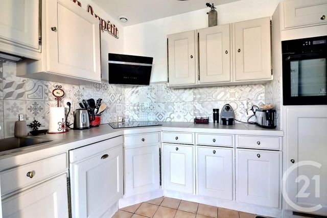 maison à vendre - 5 pièces - 132.0 m2 - FREJUS - 83 - PROVENCE-ALPES-COTE-D-AZUR - Century 21 Sud Habitat