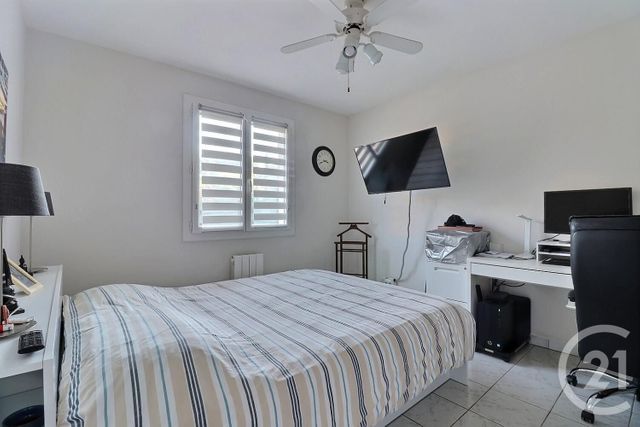 maison à vendre - 5 pièces - 132.0 m2 - FREJUS - 83 - PROVENCE-ALPES-COTE-D-AZUR - Century 21 Sud Habitat