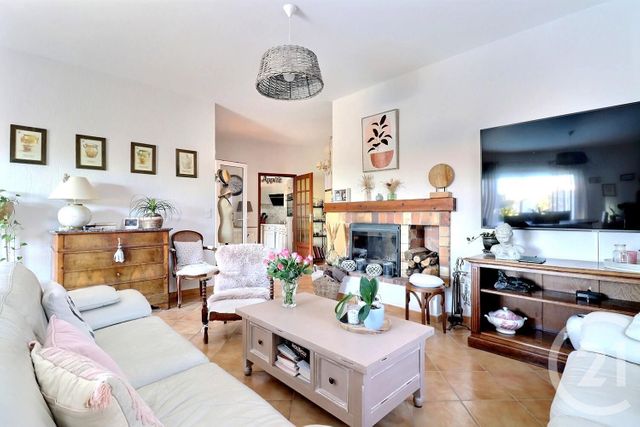 maison à vendre - 5 pièces - 132.0 m2 - FREJUS - 83 - PROVENCE-ALPES-COTE-D-AZUR - Century 21 Sud Habitat