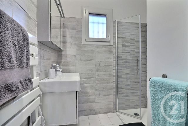 maison à vendre - 5 pièces - 132.0 m2 - FREJUS - 83 - PROVENCE-ALPES-COTE-D-AZUR - Century 21 Sud Habitat