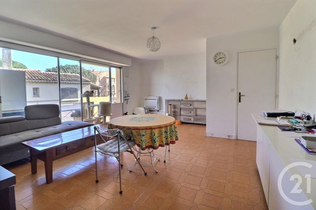 Afficher la photo en grand Appartement T3 à vendre - 3 pièces - 67.91 m2 - FREJUS - 83 - PROVENCE-ALPES-COTE-D-AZUR - Century 21 Sud Habitat