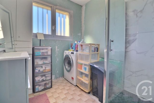 Afficher la photo en grand Appartement T3 à vendre - 3 pièces - 67.91 m2 - FREJUS - 83 - PROVENCE-ALPES-COTE-D-AZUR - Century 21 Sud Habitat