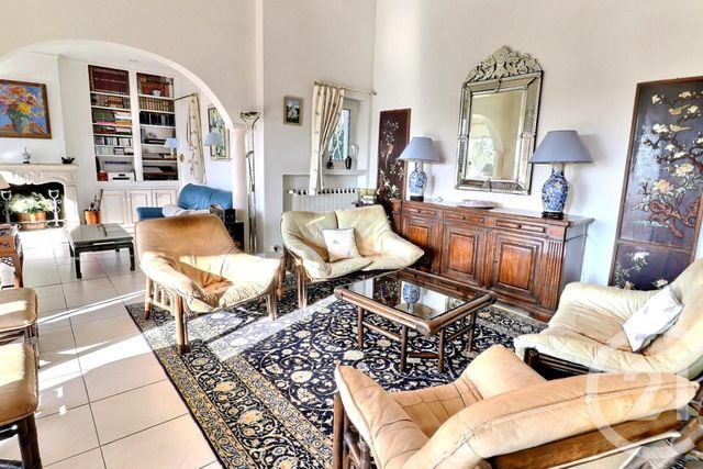 maison à vendre - 8 pièces - 249.0 m2 - FREJUS - 83 - PROVENCE-ALPES-COTE-D-AZUR - Century 21 Sud Habitat