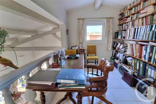 maison à vendre - 8 pièces - 249.0 m2 - FREJUS - 83 - PROVENCE-ALPES-COTE-D-AZUR - Century 21 Sud Habitat