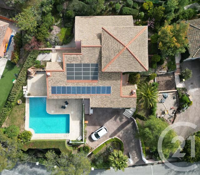 maison à vendre - 8 pièces - 249.0 m2 - FREJUS - 83 - PROVENCE-ALPES-COTE-D-AZUR - Century 21 Sud Habitat