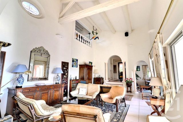 maison à vendre - 8 pièces - 249.0 m2 - FREJUS - 83 - PROVENCE-ALPES-COTE-D-AZUR - Century 21 Sud Habitat