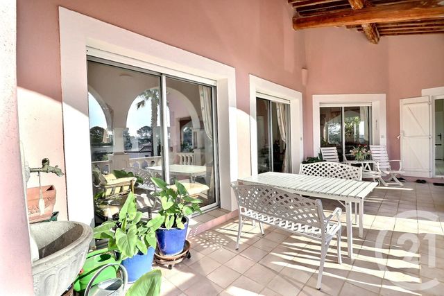 maison à vendre - 8 pièces - 249.0 m2 - FREJUS - 83 - PROVENCE-ALPES-COTE-D-AZUR - Century 21 Sud Habitat
