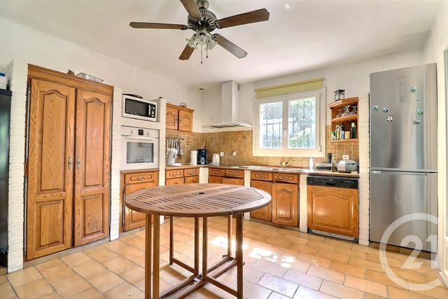 maison à vendre - 6 pièces - 140.0 m2 - FREJUS - 83 - PROVENCE-ALPES-COTE-D-AZUR - Century 21 Sud Habitat