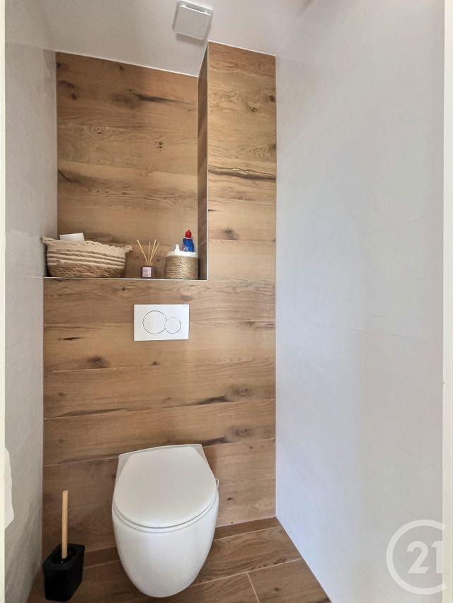 Afficher la photo en grand Appartement T3 à vendre - 3 pièces - 71.07 m2 - ST RAPHAEL - 83 - PROVENCE-ALPES-COTE-D-AZUR - Century 21 Sud Habitat