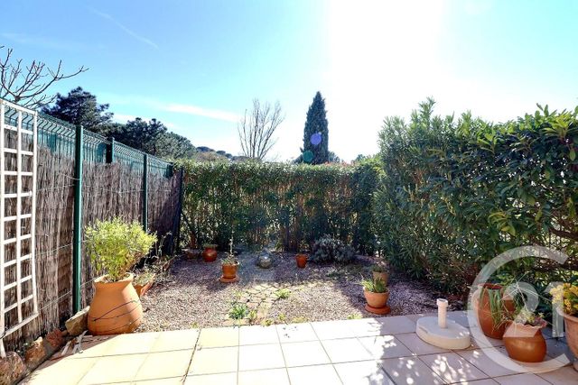 Appartement Studio Cabine à vendre - 1 pièce - 41.66 m2 - FREJUS - 83 - PROVENCE-ALPES-COTE-D-AZUR - Century 21 Sud Habitat
