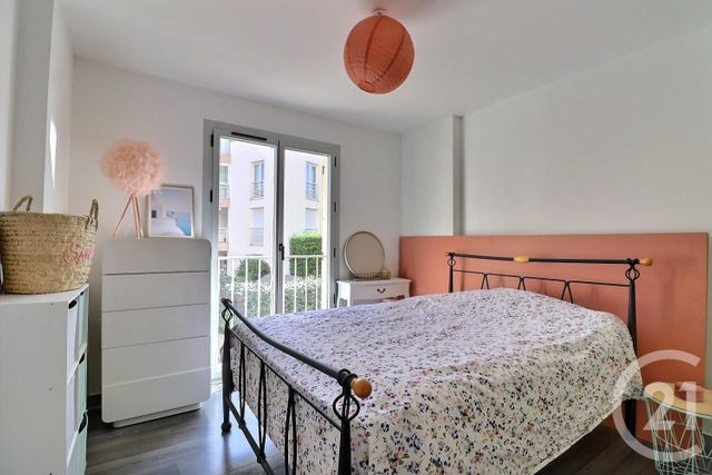 Appartement T2 à vendre - 2 pièces - 55.03 m2 - FREJUS - 83 - PROVENCE-ALPES-COTE-D-AZUR - Century 21 Sud Habitat
