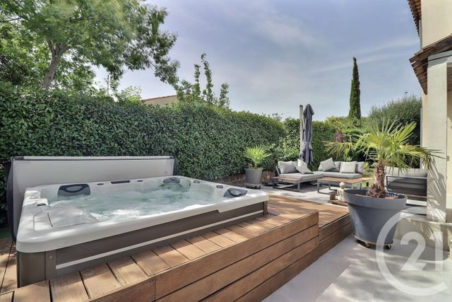 maison à vendre - 4 pièces - 118.0 m2 - ST RAPHAEL - 83 - PROVENCE-ALPES-COTE-D-AZUR - Century 21 Sud Habitat