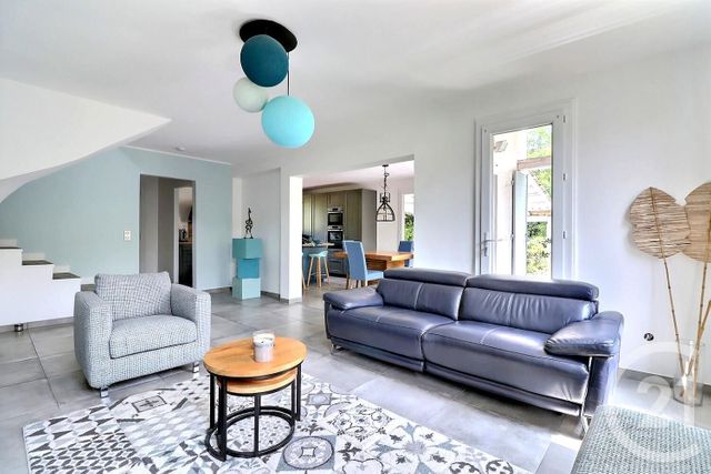 maison à vendre - 4 pièces - 118.0 m2 - ST RAPHAEL - 83 - PROVENCE-ALPES-COTE-D-AZUR - Century 21 Sud Habitat