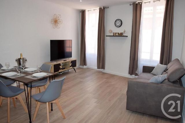 Appartement T2 à vendre - 2 pièces - 45.6 m2 - FREJUS - 83 - PROVENCE-ALPES-COTE-D-AZUR - Century 21 Sud Habitat