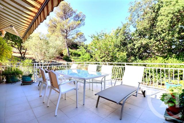 maison à vendre - 4 pièces - 92.0 m2 - FREJUS - 83 - PROVENCE-ALPES-COTE-D-AZUR - Century 21 Sud Habitat