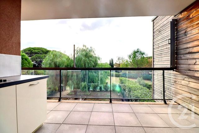 Appartement T3 à vendre - 3 pièces - 63.0 m2 - FREJUS - 83 - PROVENCE-ALPES-COTE-D-AZUR - Century 21 Sud Habitat