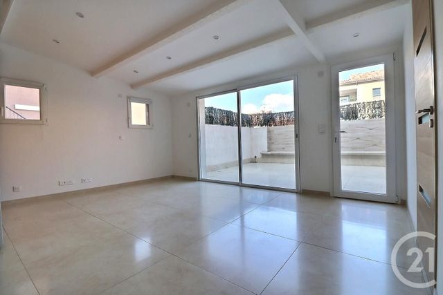 Appartement F4 à vendre - 4 pièces - 95.0 m2 - ST RAPHAEL - 83 - PROVENCE-ALPES-COTE-D-AZUR - Century 21 Sud Habitat