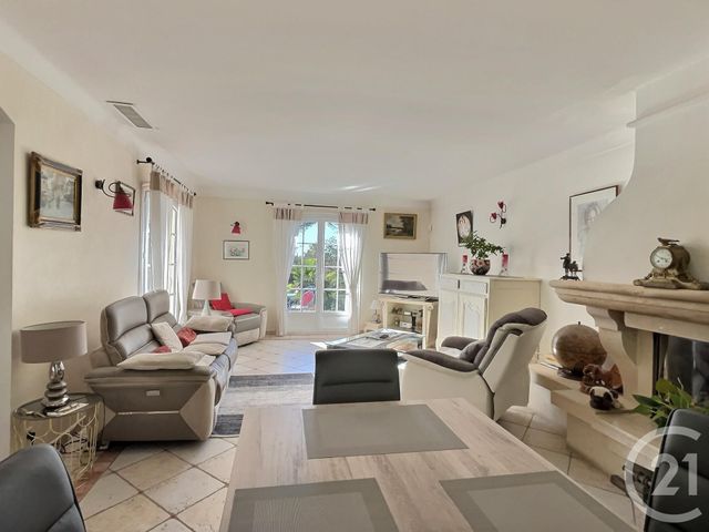 maison à vendre - 4 pièces - 130.18 m2 - FREJUS - 83 - PROVENCE-ALPES-COTE-D-AZUR - Century 21 Sud Habitat