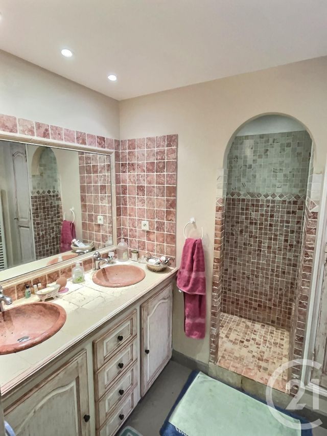 maison à vendre - 4 pièces - 130.18 m2 - FREJUS - 83 - PROVENCE-ALPES-COTE-D-AZUR - Century 21 Sud Habitat