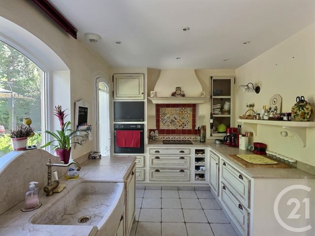 maison à vendre - 4 pièces - 130.18 m2 - FREJUS - 83 - PROVENCE-ALPES-COTE-D-AZUR - Century 21 Sud Habitat