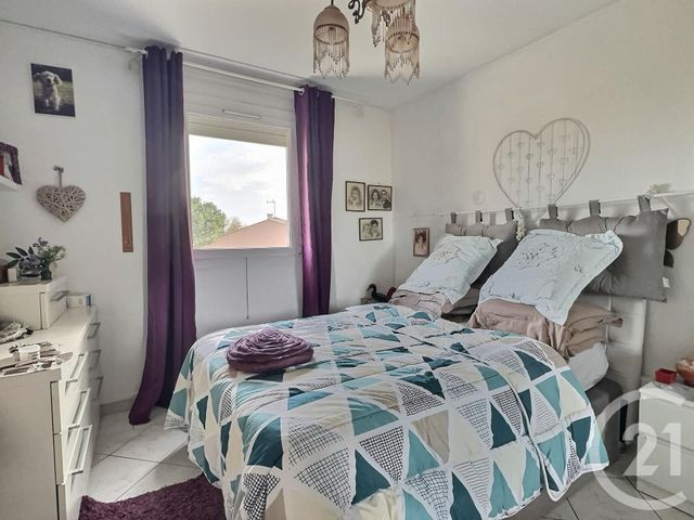 Appartement T3 à vendre - 3 pièces - 69.49 m2 - FREJUS - 83 - PROVENCE-ALPES-COTE-D-AZUR - Century 21 Sud Habitat