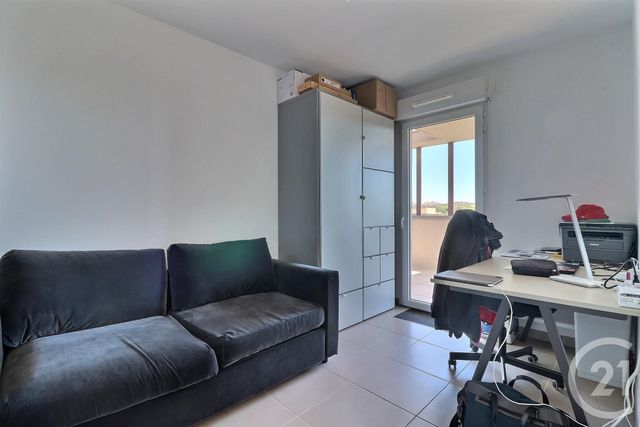 Appartement F4 à vendre - 4 pièces - 86.46 m2 - FREJUS - 83 - PROVENCE-ALPES-COTE-D-AZUR - Century 21 Sud Habitat