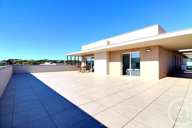 Appartement F4 à vendre - 4 pièces - 86.46 m2 - FREJUS - 83 - PROVENCE-ALPES-COTE-D-AZUR - Century 21 Sud Habitat