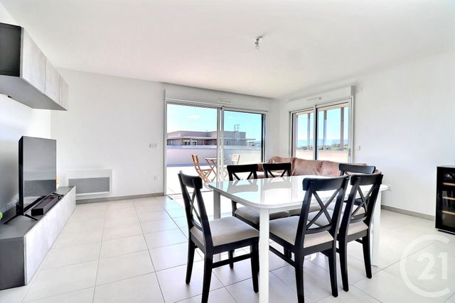 Appartement F4 à vendre - 4 pièces - 86.46 m2 - FREJUS - 83 - PROVENCE-ALPES-COTE-D-AZUR - Century 21 Sud Habitat