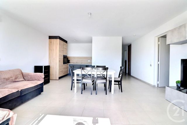 Appartement F4 à vendre - 4 pièces - 86.46 m2 - FREJUS - 83 - PROVENCE-ALPES-COTE-D-AZUR - Century 21 Sud Habitat
