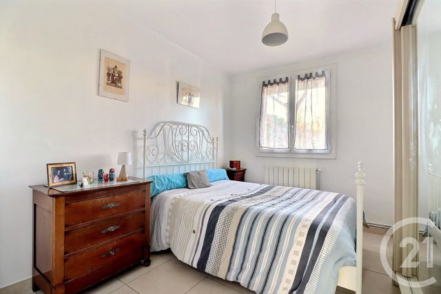 Appartement F3 à vendre - 3 pièces - 58.25 m2 - FREJUS - 83 - PROVENCE-ALPES-COTE-D-AZUR - Century 21 Sud Habitat