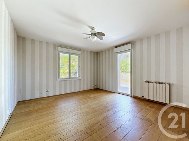maison à vendre - 6 pièces - 186.32 m2 - FREJUS - 83 - PROVENCE-ALPES-COTE-D-AZUR - Century 21 Sud Habitat