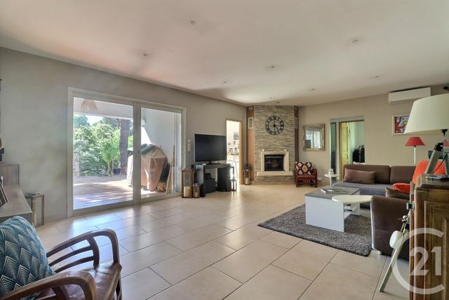 maison à vendre - 5 pièces - 124.0 m2 - FREJUS - 83 - PROVENCE-ALPES-COTE-D-AZUR - Century 21 Sud Habitat