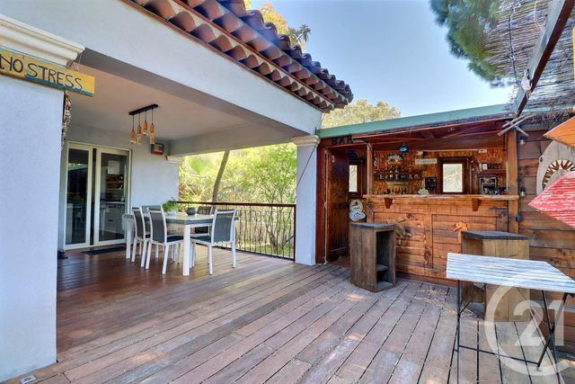 maison à vendre - 5 pièces - 124.0 m2 - FREJUS - 83 - PROVENCE-ALPES-COTE-D-AZUR - Century 21 Sud Habitat