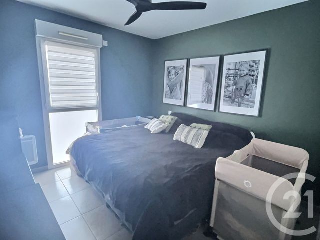 Appartement T3 à vendre - 3 pièces - 63.31 m2 - FREJUS - 83 - PROVENCE-ALPES-COTE-D-AZUR - Century 21 Sud Habitat