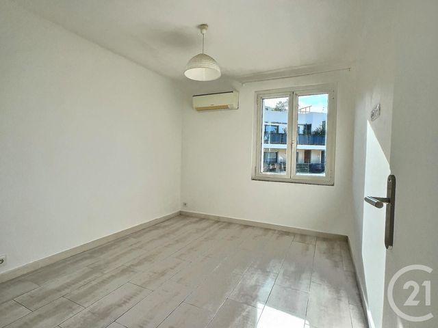 Appartement à vendre - 4 pièces - 70.88 m2 - FREJUS - 83 - PROVENCE-ALPES-COTE-D-AZUR - Century 21 Sud Habitat