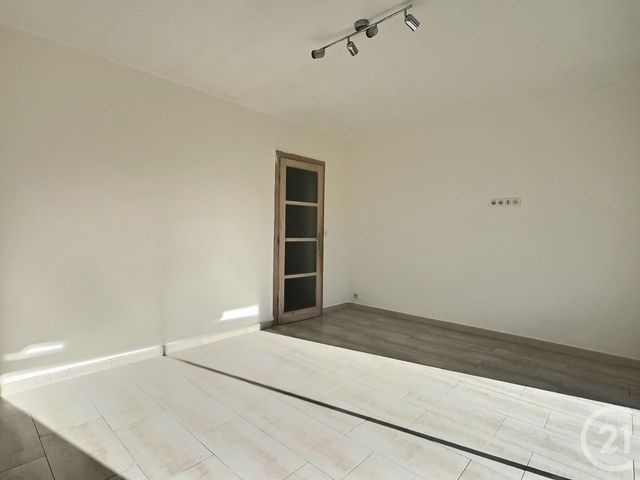 Appartement à vendre - 4 pièces - 70.88 m2 - FREJUS - 83 - PROVENCE-ALPES-COTE-D-AZUR - Century 21 Sud Habitat