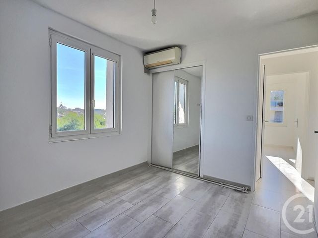 Appartement à vendre - 4 pièces - 70.88 m2 - FREJUS - 83 - PROVENCE-ALPES-COTE-D-AZUR - Century 21 Sud Habitat