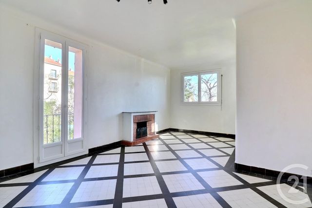 maison à vendre - 10 pièces - 162.09 m2 - FREJUS - 83 - PROVENCE-ALPES-COTE-D-AZUR - Century 21 Sud Habitat