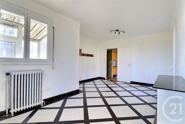 maison à vendre - 10 pièces - 162.09 m2 - FREJUS - 83 - PROVENCE-ALPES-COTE-D-AZUR - Century 21 Sud Habitat