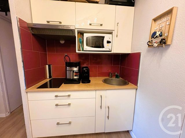 Appartement T2 à vendre - 2 pièces - 25.22 m2 - ST RAPHAEL - 83 - PROVENCE-ALPES-COTE-D-AZUR - Century 21 Sud Habitat