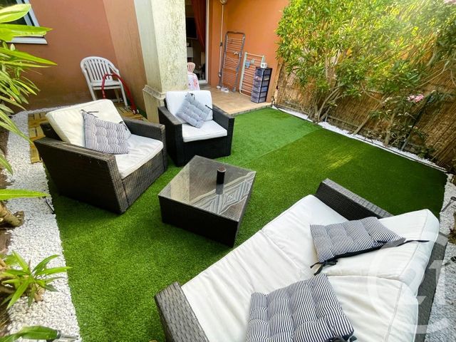 Appartement T2 à vendre - 2 pièces - 25.22 m2 - ST RAPHAEL - 83 - PROVENCE-ALPES-COTE-D-AZUR - Century 21 Sud Habitat