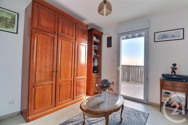 Appartement T4 à vendre - 4 pièces - 114.0 m2 - FREJUS - 83 - PROVENCE-ALPES-COTE-D-AZUR - Century 21 Sud Habitat