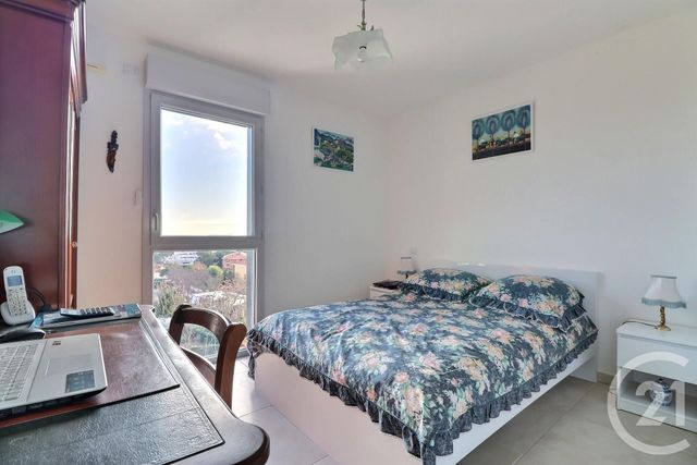 Appartement T4 à vendre - 4 pièces - 114.0 m2 - FREJUS - 83 - PROVENCE-ALPES-COTE-D-AZUR - Century 21 Sud Habitat