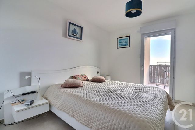 Appartement T4 à vendre - 4 pièces - 114.0 m2 - FREJUS - 83 - PROVENCE-ALPES-COTE-D-AZUR - Century 21 Sud Habitat