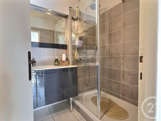 Appartement à vendre - 4 pièces - 67.0 m2 - FREJUS - 83 - PROVENCE-ALPES-COTE-D-AZUR - Century 21 Sud Habitat